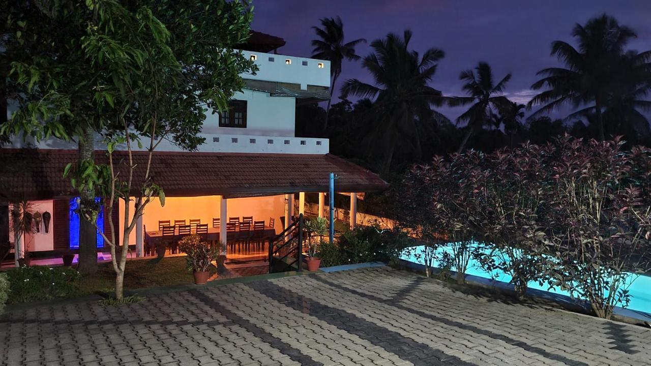 Villa Талпе Екстер'єр фото