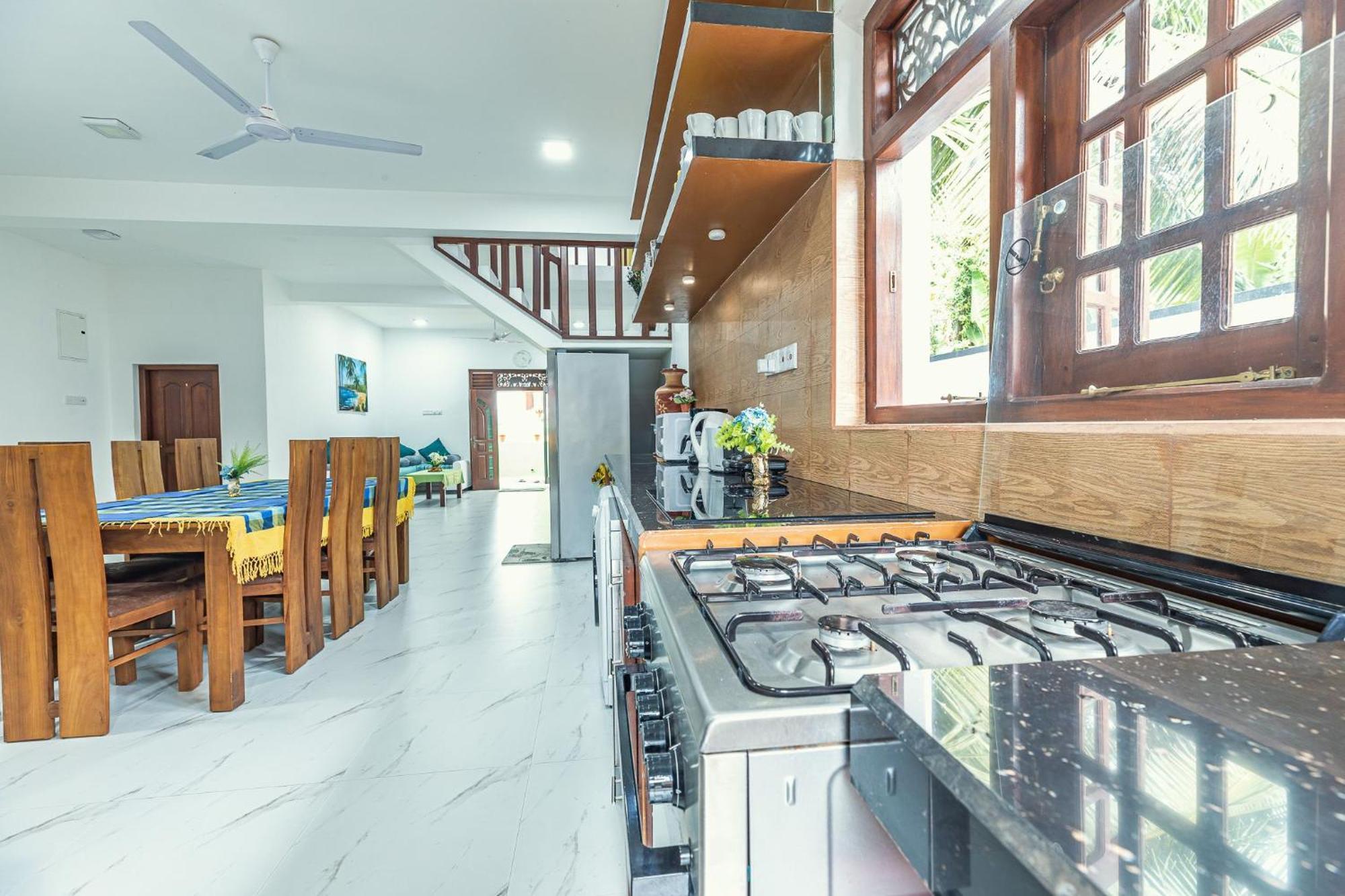 Villa Талпе Екстер'єр фото